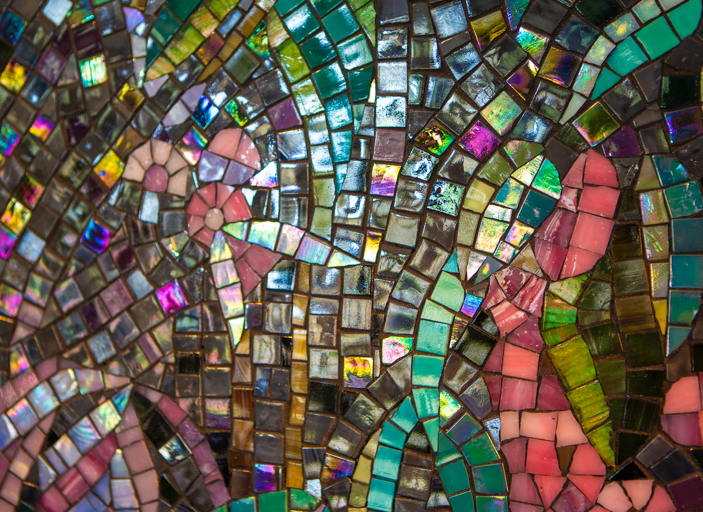 Detail picture of moadsaic installed.